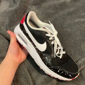 Nike red black and white womens 7